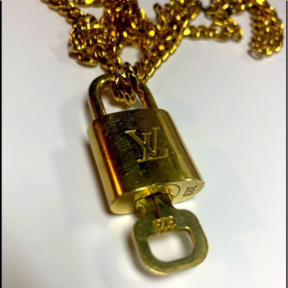 Authentic Lv Padlock - Picture 7 of 9